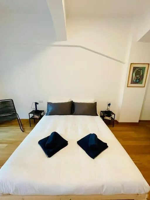 Apartment The Legendary Residence Milano Italy